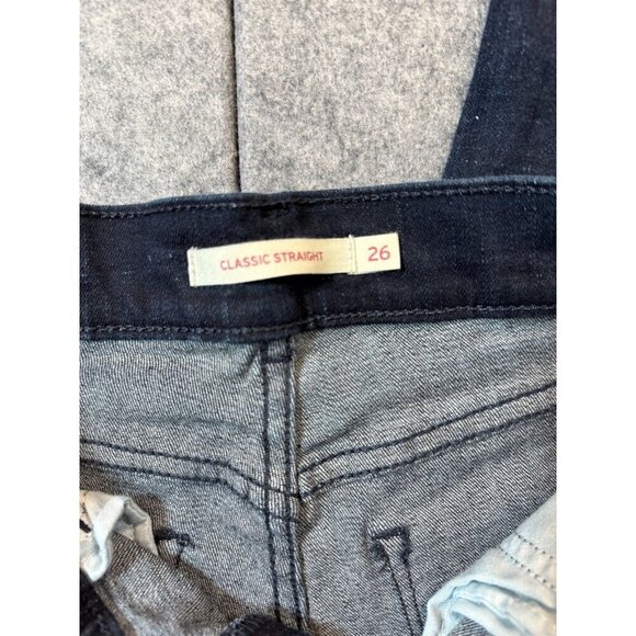 Levi's Jeans Womens 26 Blue Denim Classic Straight Leg Mid Rise Pockets Zip Fly - Picture 4 of 8